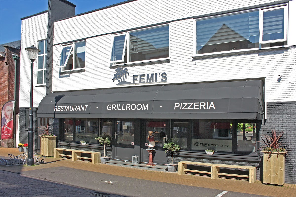 Femi's,grillroom,pizzeria, Restaurant Photos 2